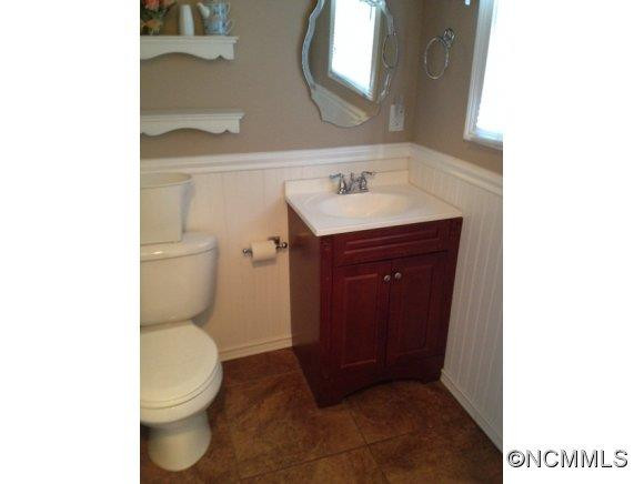 111 BROAD ST - Photo 5