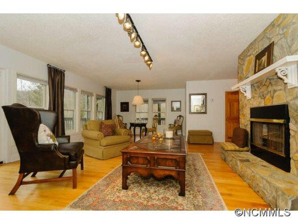 452 Fairview Forest Drive - Photo 5