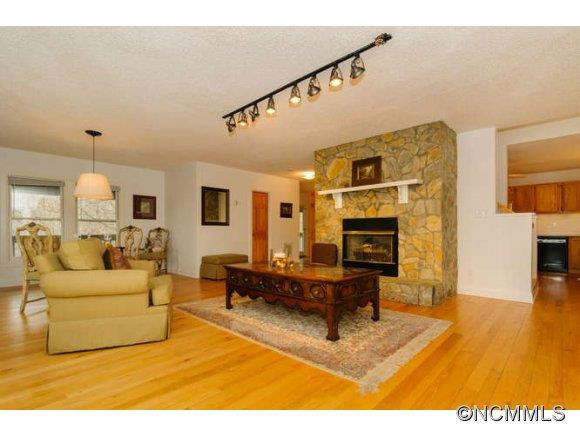 452 Fairview Forest Drive - Photo 6