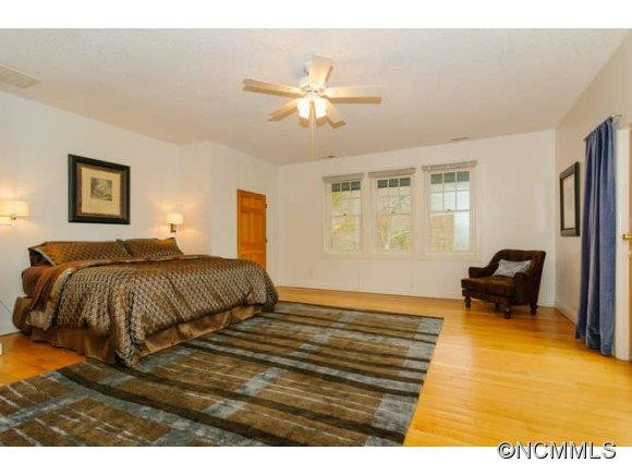 452 Fairview Forest Drive - Photo 10