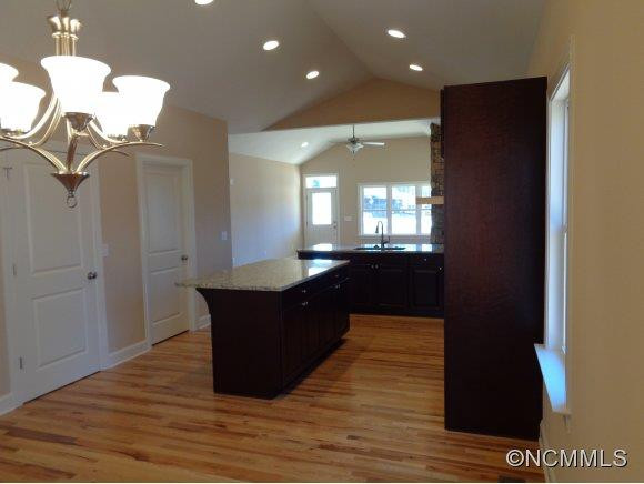 211 Fox Creek Drive - Photo 5