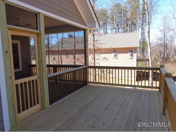 211 Fox Creek Drive - Photo 6