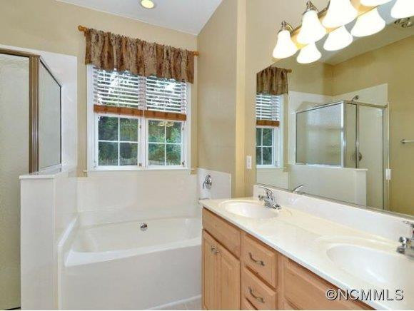26 GROTON WAY - Photo 12