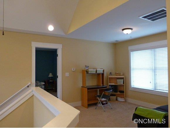 15 Roselyn Way - Photo 14