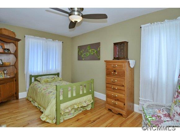 405 Windswept Drive, #305 - Photo 11