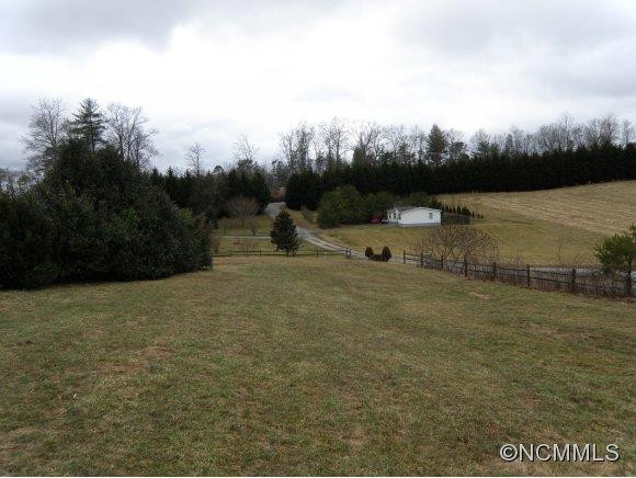 88 Hawkes Terrace - Photo 3