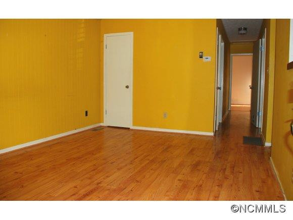 51 Morningside Drive - Photo 2