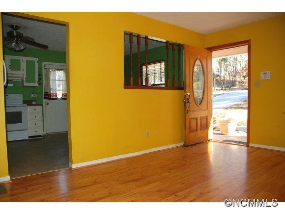51 Morningside Drive - Photo 3