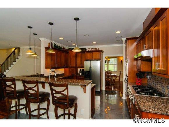 39 Sovereign Lane - Photo 2