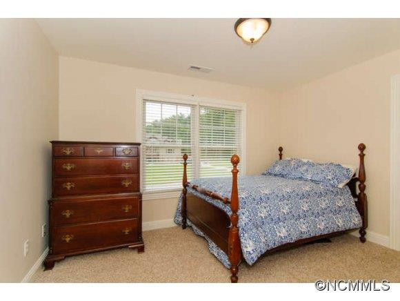 39 Sovereign Lane - Photo 12