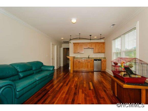39 Sovereign Lane - Photo 14