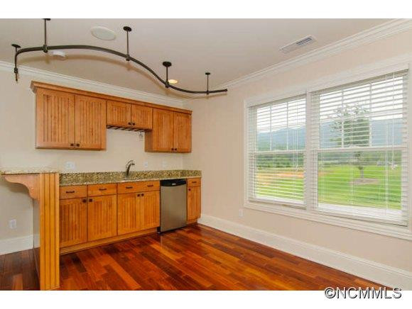 39 Sovereign Lane - Photo 15