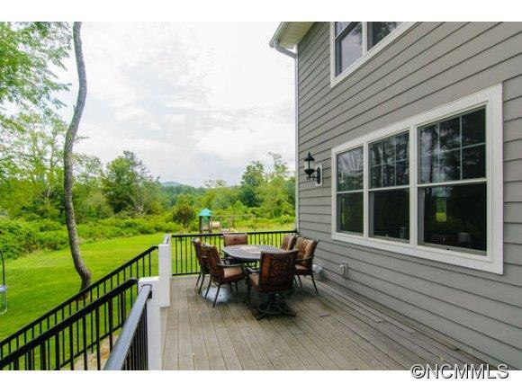 39 Sovereign Lane - Photo 16