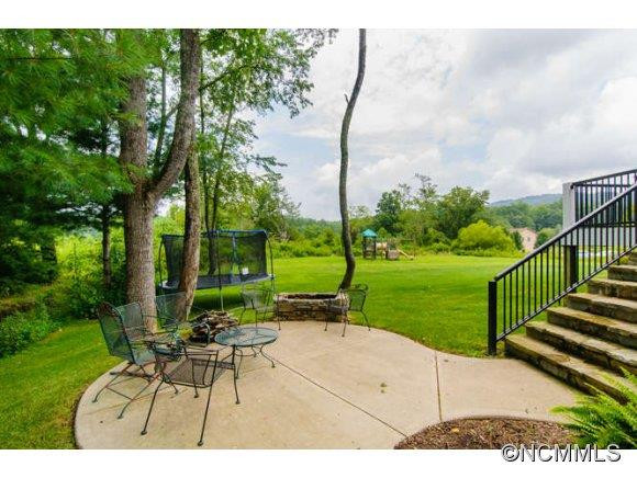 39 Sovereign Lane - Photo 18
