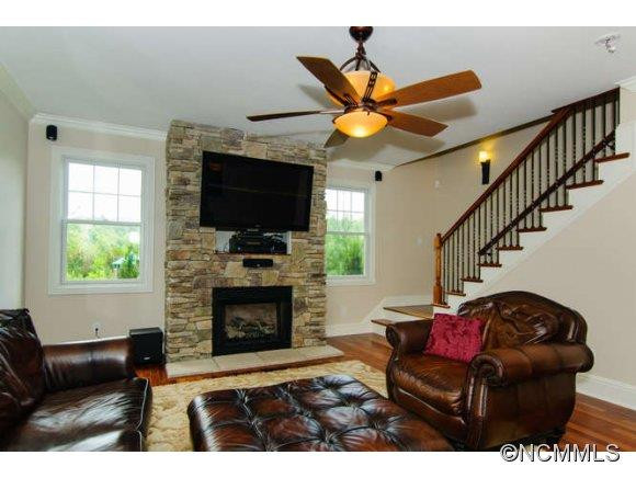 39 Sovereign Lane - Photo 5