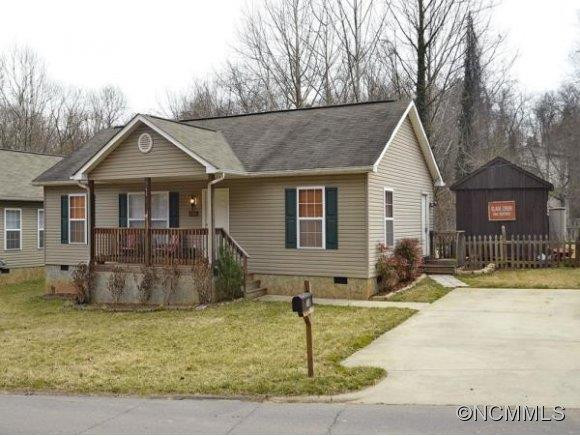72 Waynesville - Photo 2