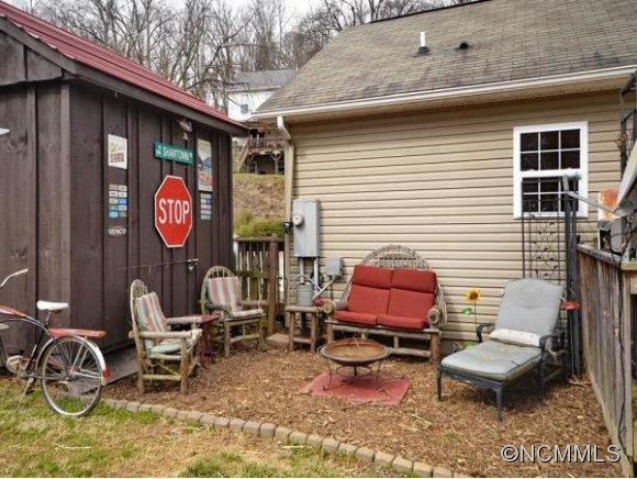 72 Waynesville - Photo 18
