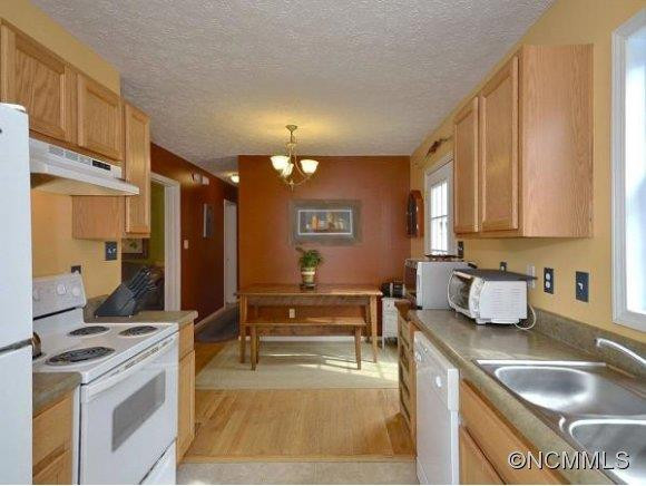 72 Waynesville - Photo 7