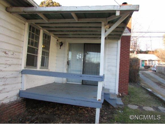 280 Walnut Avenue - Photo 17