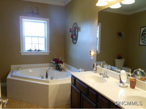 58 Dazzling Brook Lane - Photo 18