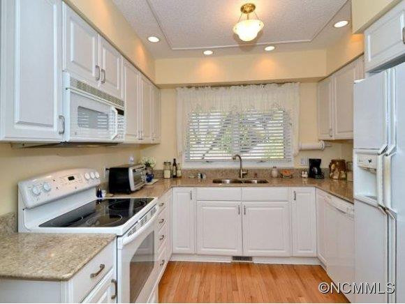 302 W. HIGH POINT LANE - Photo 8