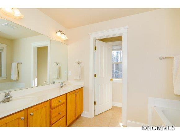 407 Mountain Wasp Drive - Photo 13