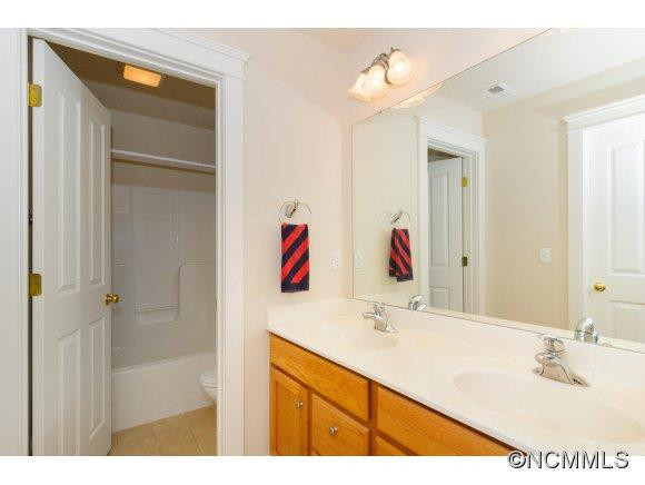 407 Mountain Wasp Drive - Photo 18