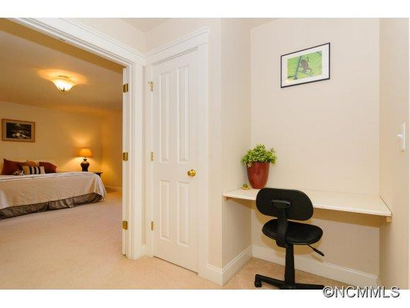 407 Mountain Wasp Drive - Photo 19
