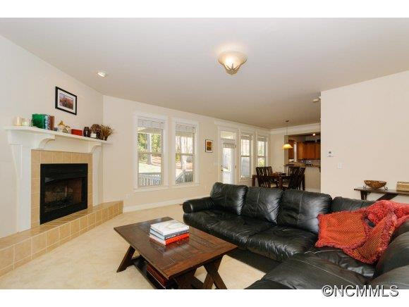 407 Mountain Wasp Drive - Photo 6
