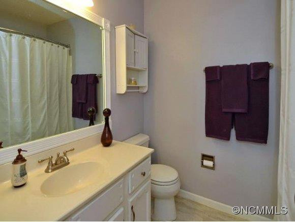 240 Kingswood Drive - Photo 9