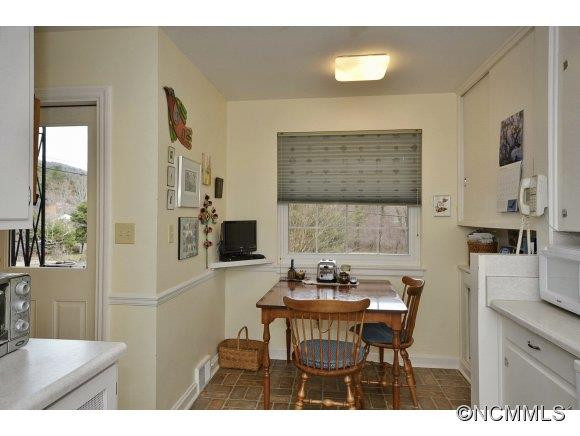 129 Midland Drive - Photo 11