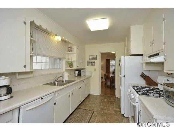 129 Midland Drive - Photo 9