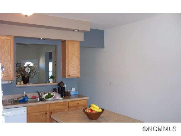 331 Beechnut Drive - Photo 5