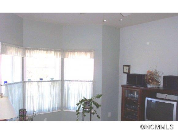 331 Beechnut Drive - Photo 9