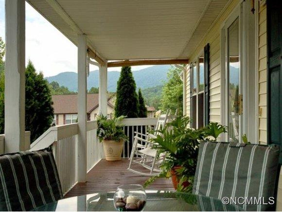 3 LAVENDER LN - Photo 2