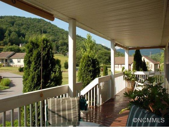 3 LAVENDER LN - Photo 19
