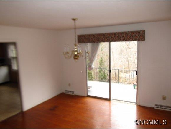 14 Mayfair Drive - Photo 4