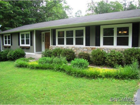 113 Crystal Spring Drive - Photo 2