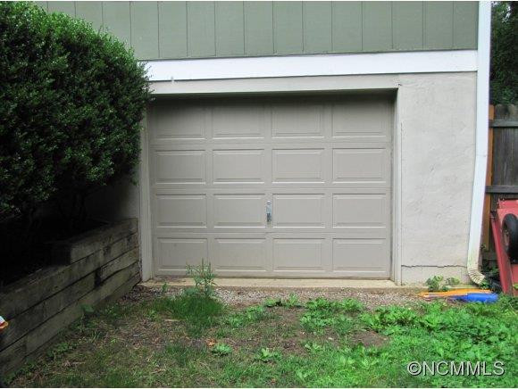 113 Crystal Spring Drive - Photo 18