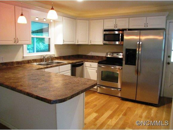 113 Crystal Spring Drive - Photo 4