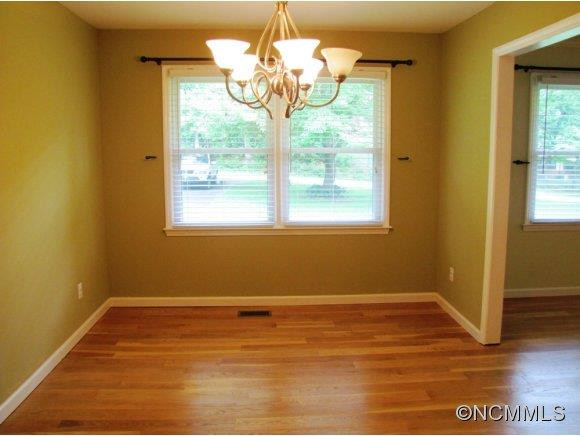 113 Crystal Spring Drive - Photo 5