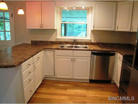 113 Crystal Spring Drive - Photo 6