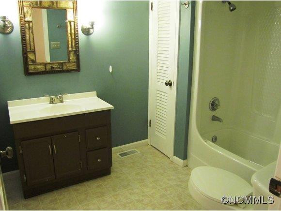 113 Crystal Spring Drive - Photo 10