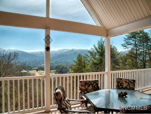25 HIGH BLUFF DR. - Photo 11