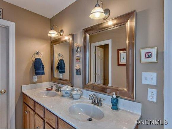 25 HIGH BLUFF DR. - Photo 14