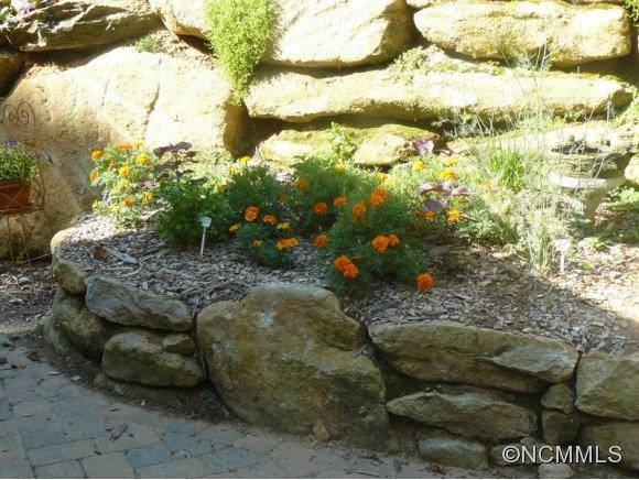 901 Summit Springs Drive - Photo 24