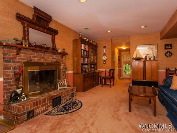 374 E Sondley Dr - Photo 15