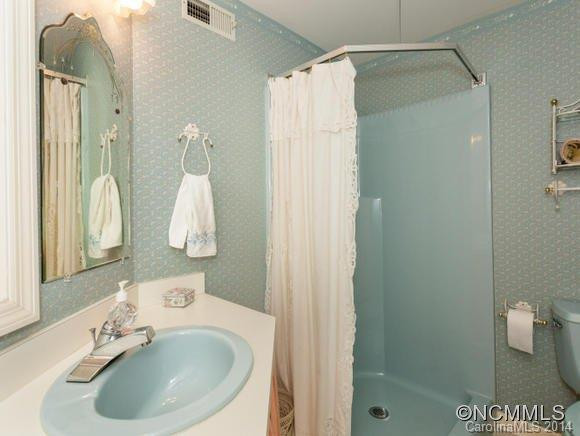 374 E Sondley Dr - Photo 20