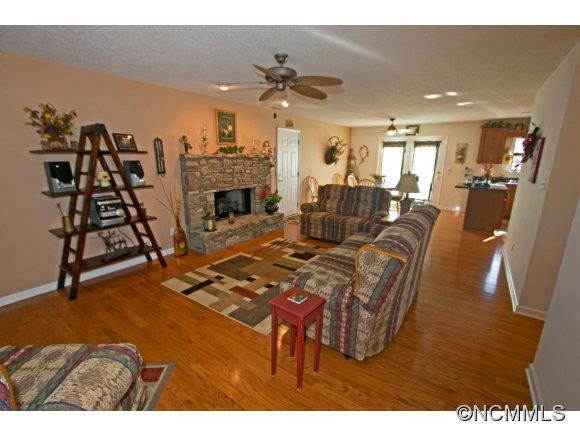 369 Sanderling Court - Photo 4