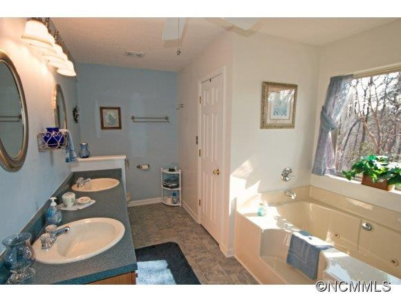369 Sanderling Court - Photo 10